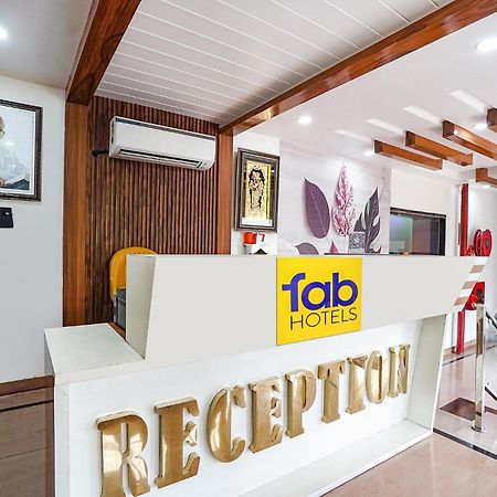 Fabhotel The Vrindavan Inn Bagian luar foto